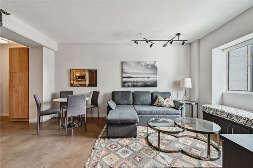 unit-1111-800 Brazos St, Austin, TX, 78701-2552 | Card Image