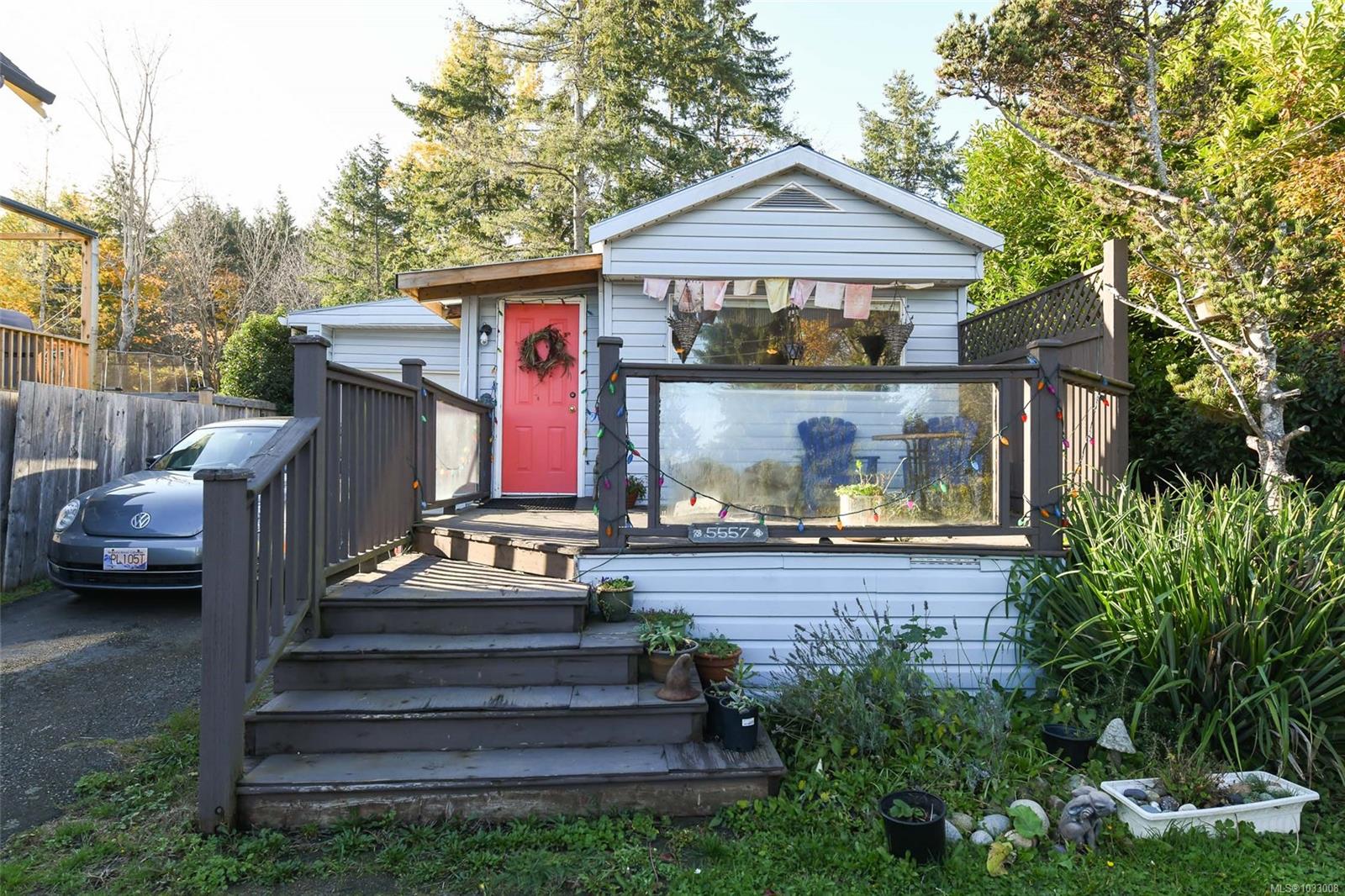 Residential in Union Bay 4