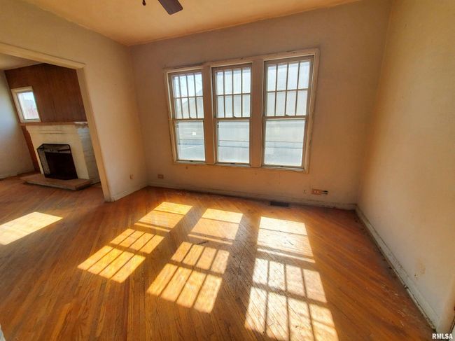 912 Cedar St, House other with 3 bedrooms, 1 bathrooms and null parking in Muscatine IA | Image 5