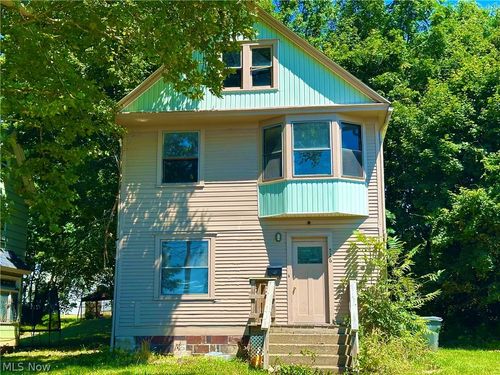 526 Lexington Ave, Youngstown, OH, 44510-1401 | Card Image