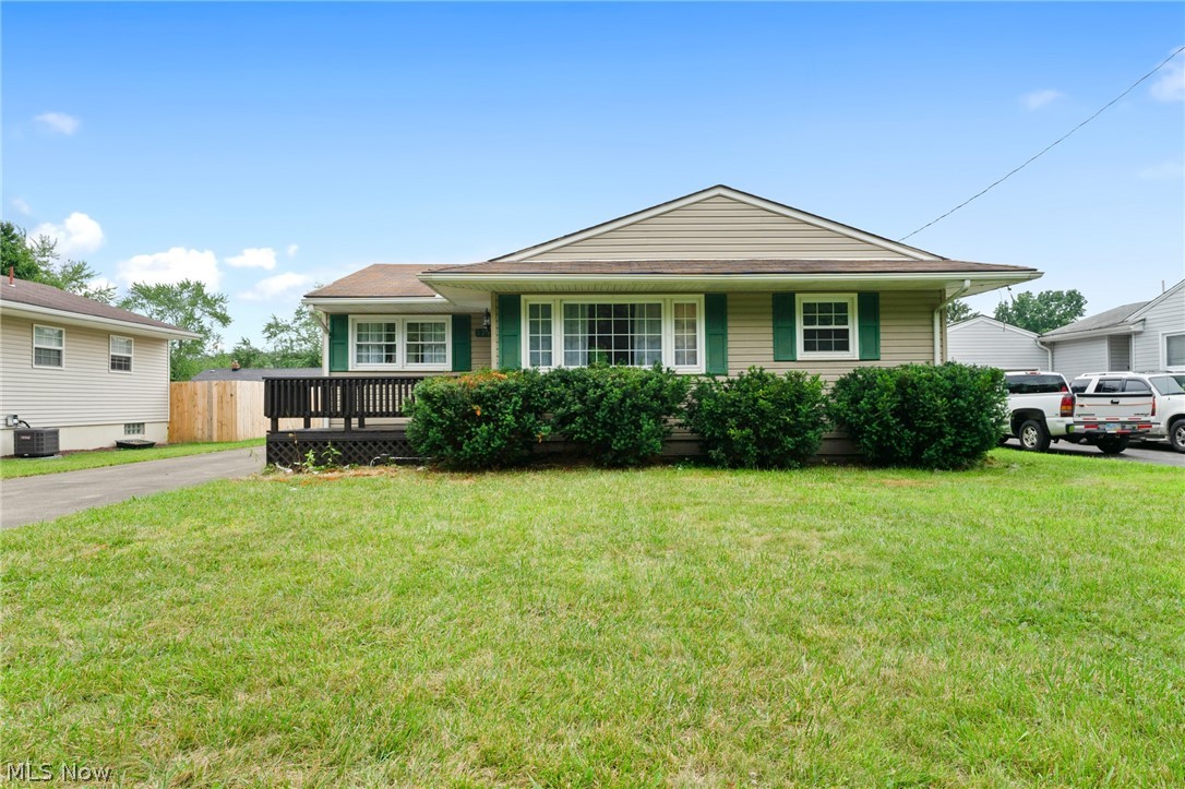 1745 Mathews Road, Sold in Youngstown Zoocasa