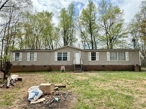 6557 Kerr Drive, Randleman, NC, 27317 | Card Image