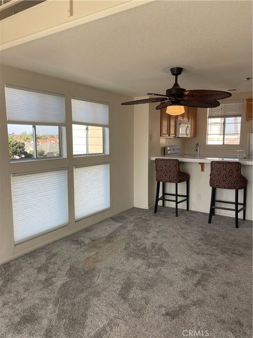 d406-20301 Bluffside Cir, Huntington Beach, CA, 92646-8521 | Card Image