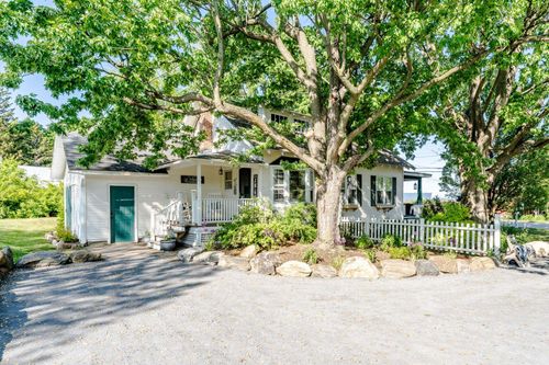 205 Us Route 2, Grand Isle, VT, 05458-2424 | Card Image