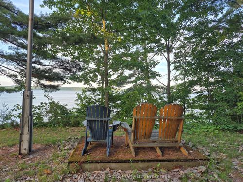 1379 Champlain Rd, Tiny, ON, L9M | Card Image