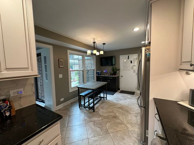 14609 Morningside Rd, Townhouse with 3 bedrooms, 3 bathrooms and 2 parking in Orland Park IL | Image 12