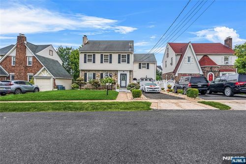 2785 Larchmont Rd, Union, NJ, 07083-4834 | Card Image