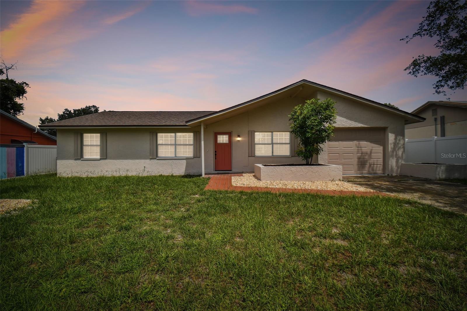 Tabor Dr, Tampa, FL 33625