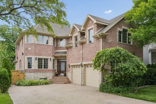 5054 W Berwyn Ave, Chicago, IL, 60630-1548 | Card Image