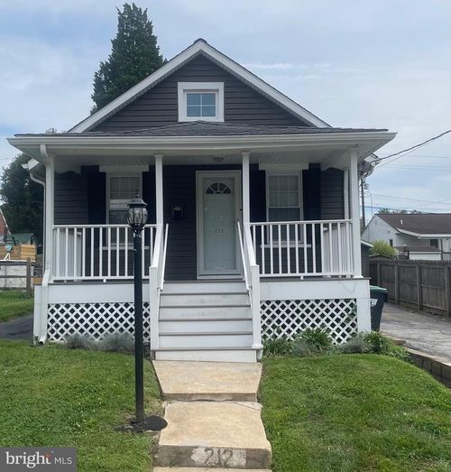 212 Virginia Ave, WILMINGTON, DE, 19805-1141 | Card Image