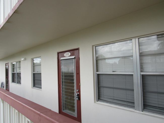 310 Brighton H, Condo with 2 bedrooms, 2 bathrooms and null parking in Boca Raton FL | Image 6