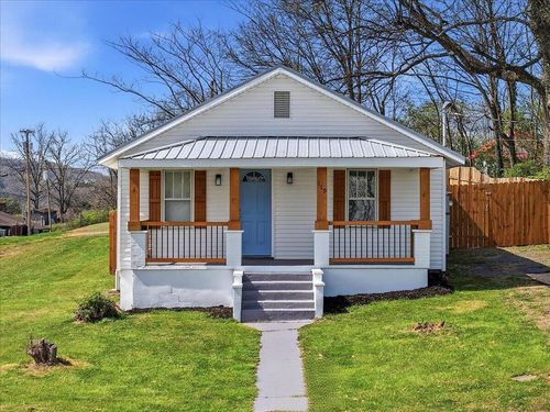 119 Stillwell Ave, Morristown, TN, 37814-3572 | Card Image
