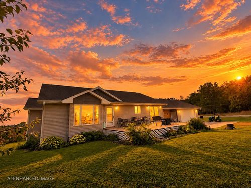 17340 V Ave, Steamboat Rock, IA, 50672-8008 | Card Image
