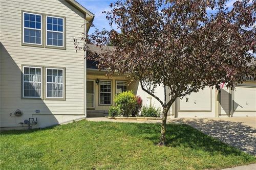 8310 N Barclay Cir, Kansas City, MO, 64118-1392 | Card Image