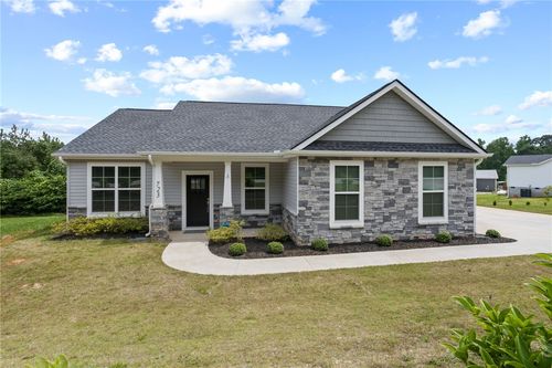 723 Mile Creek Rd, Pickens, SC, 29671-9698 | Card Image