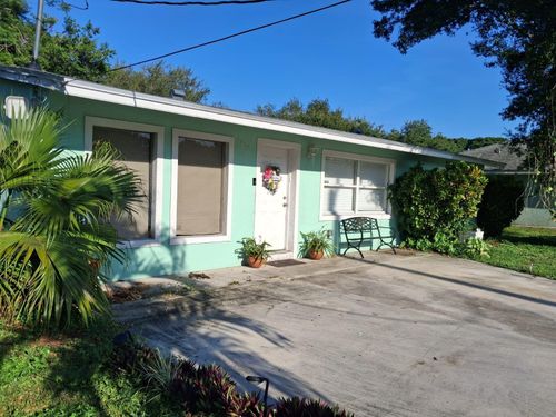 2506 Oleander Boulevard, Fort Pierce, FL, 34982 | Card Image