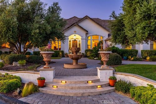 2045 Vista De La Vina, Templeton, CA, 93465-8349 | Card Image
