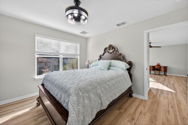 up stairs bedroom | Image 48