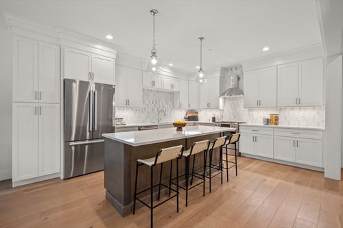79-5 Granville Ln, Amesbury, MA, 01913-4259 | Card Image