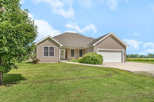 22954 Mcguire Rd, Wilmington, IL, 60481-8960 | Card Image