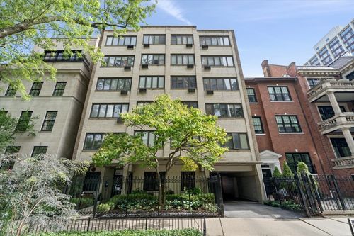 603-1419 N State Pkwy, Chicago, IL, 60610-1563 | Card Image
