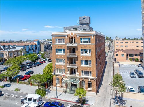 unit-210-325 W 3rd St, Long Beach, CA, 90802-3024 | Card Image