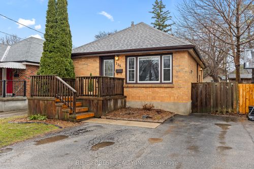 325 Emery Street E, London South, ON, N6C2E4 | Card Image