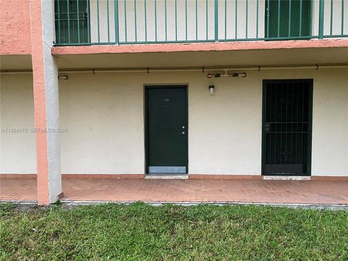 d105-9405 W Flagler St, Miami, FL, 33174 | Card Image