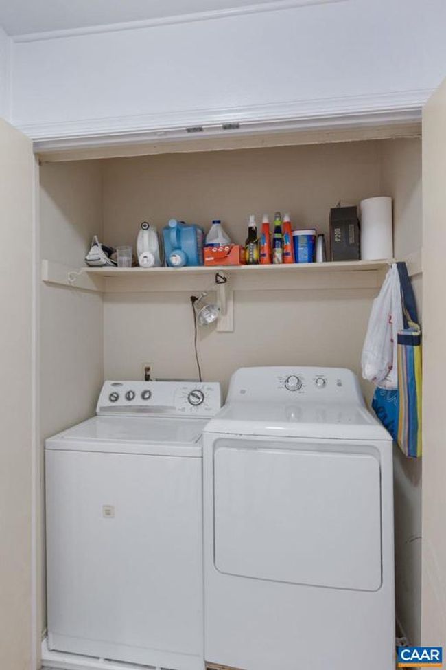 958 Sutton Ct, Townhouse with 2 bedrooms, 2 bathrooms and null parking in CHARLOTTESVILLE VA | Image 20