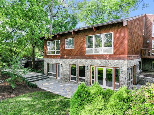 1404 Meganwood Cir, Lexington, KY, 40502-3544 | Card Image