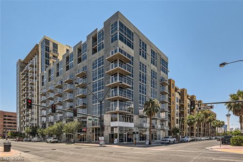 439-353 E Bonneville Ave, Las Vegas, NV, 89101-6622 | Card Image