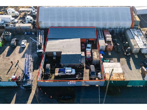 12346 114 Ave, Surrey, BC, V3V3N5 | Card Image