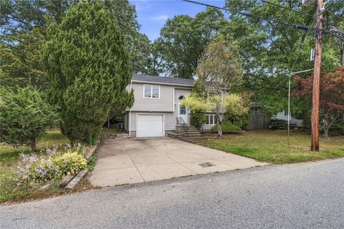15 Atlantic Ave, North Providence, RI, 02904-3205 | Card Image