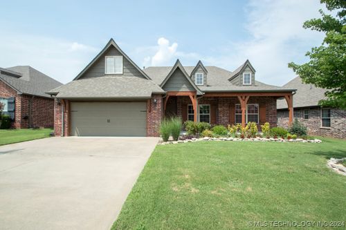 3715 W 109th St S, Jenks, OK, 74037-1817 | Card Image