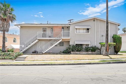 10060 Laurel Ave, Whittier, CA, 90605-3214 | Card Image