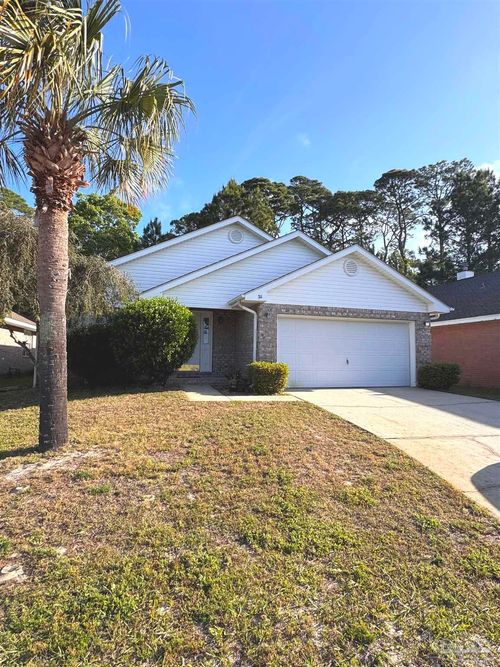 711 Marsh Harbor Dr, Mary Esther, FL, 32569-3447 | Card Image