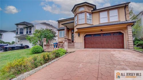 80 Ortley Ct, Matawan, NJ, 07747-9717 | Card Image