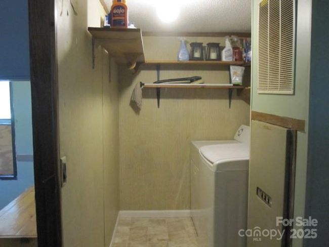 washer & dryer remain. Seller not sure of their condition. Selling as is. | Image 19