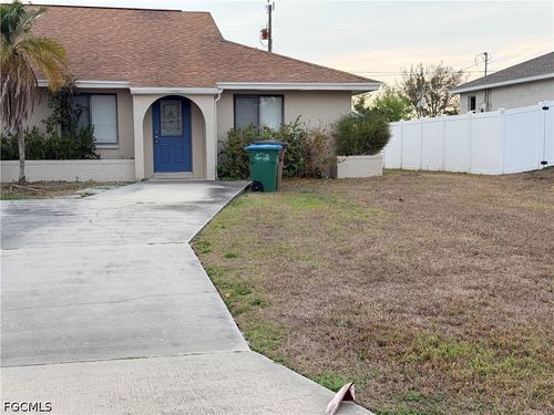1716 Sw 15th Pl, Cape Coral, FL, 33991-3208 | Card Image