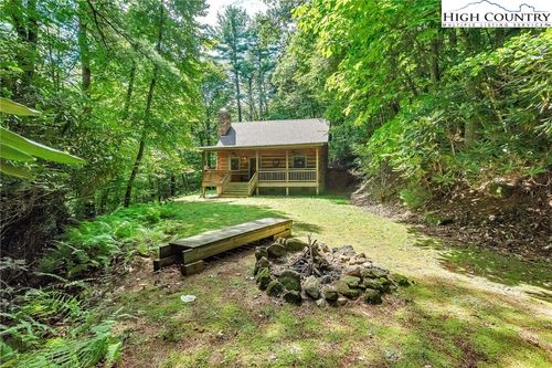 200 Plato Dr, Fleetwood, NC, 28626-7002 | Card Image