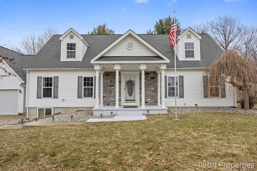 623 Lennon Ln, Gladwin, MI, 48624-1835 | Card Image