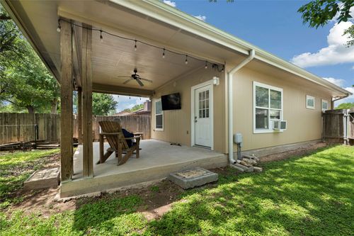 3805 Carmel Dr, Round Rock, TX, 78681-1603 | Card Image