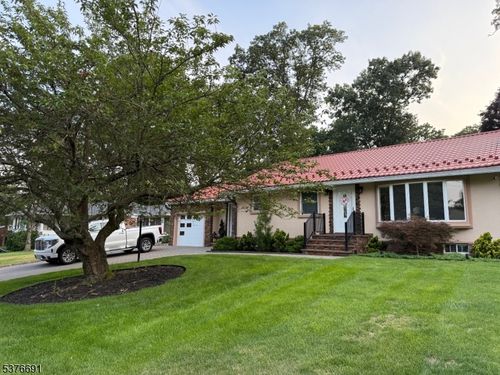 19 Donna Dr, Rockaway Boro, NJ, 07866-2503 | Card Image