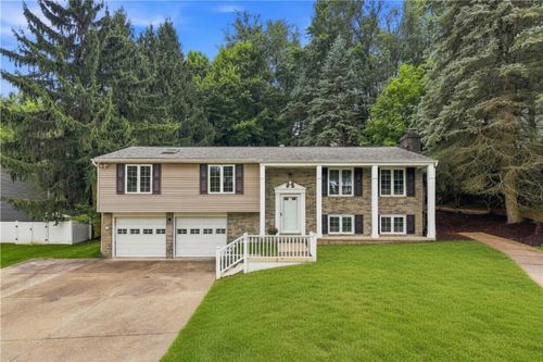 1001 Fassinger Ln, Pittsburgh, PA, 15237-5103 | Card Image