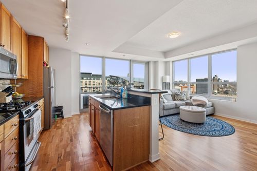 1305-929 Portland Ave, Minneapolis, MN, 55404-1259 | Card Image