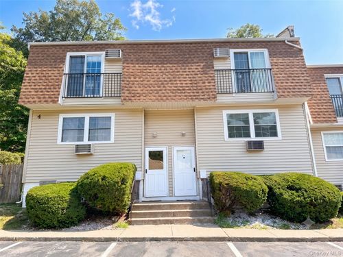 f1-4 Forge Gate Dr, Cold Spring, NY, 10516-3117 | Card Image