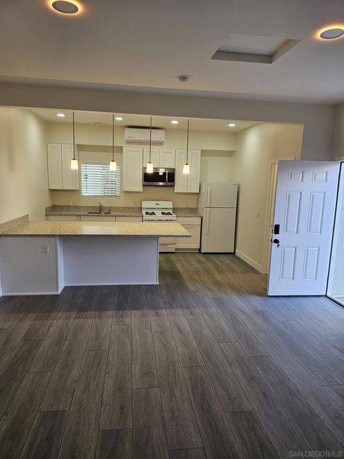 04-2702 Grove St, National City, CA, 91950-7605 | Card Image