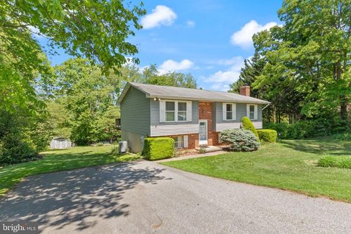 622 Barnes Ave, WESTMINSTER, MD, 21157-5953 | Card Image