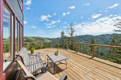 40 El Mirador Dr, Nicasio, CA, 94946-9706 | Card Image