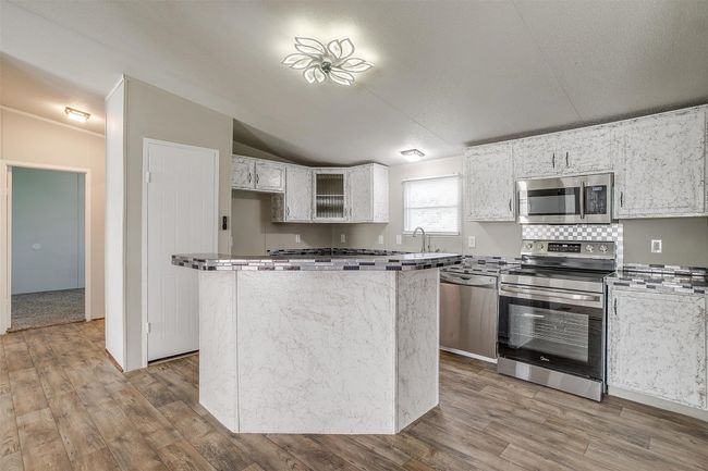 129 Clay Ct, House other with 3 bedrooms, 2 bathrooms and null parking in Springtown TX | Image 16